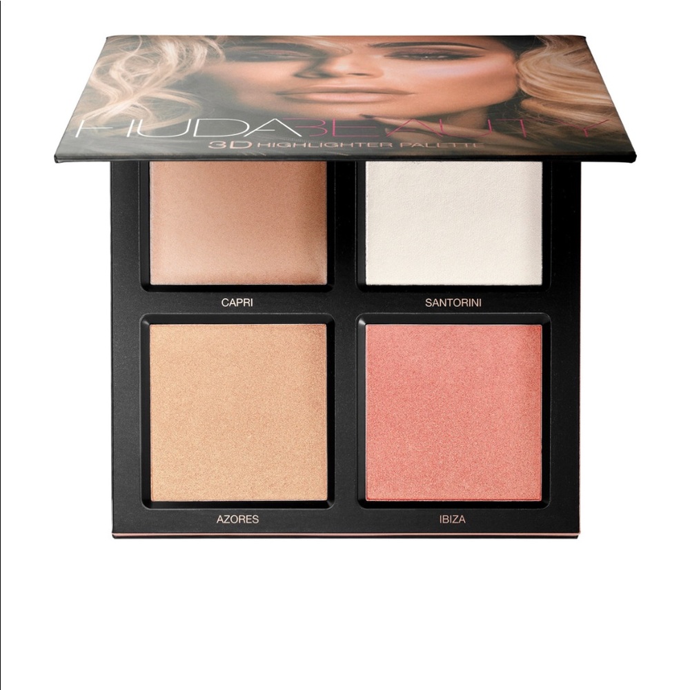 HUDA BEAUTY 3D highlighter palette- pink sands 🌸